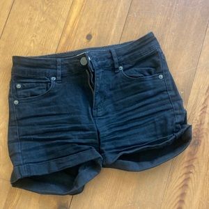 Garage Black denim shorts size 00. Impeccable condition.